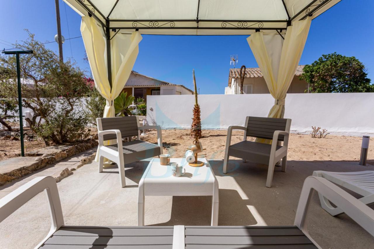 Blife Faro Beach Hostel & Rooms ภายนอก รูปภาพ