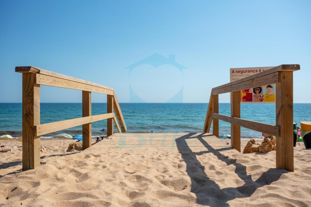 Blife Faro Beach Hostel & Rooms ภายนอก รูปภาพ