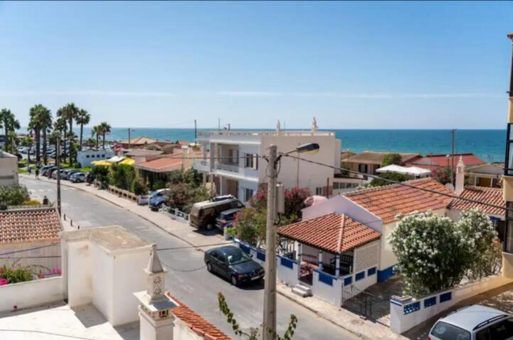 Blife Faro Beach Hostel & Rooms ภายนอก รูปภาพ