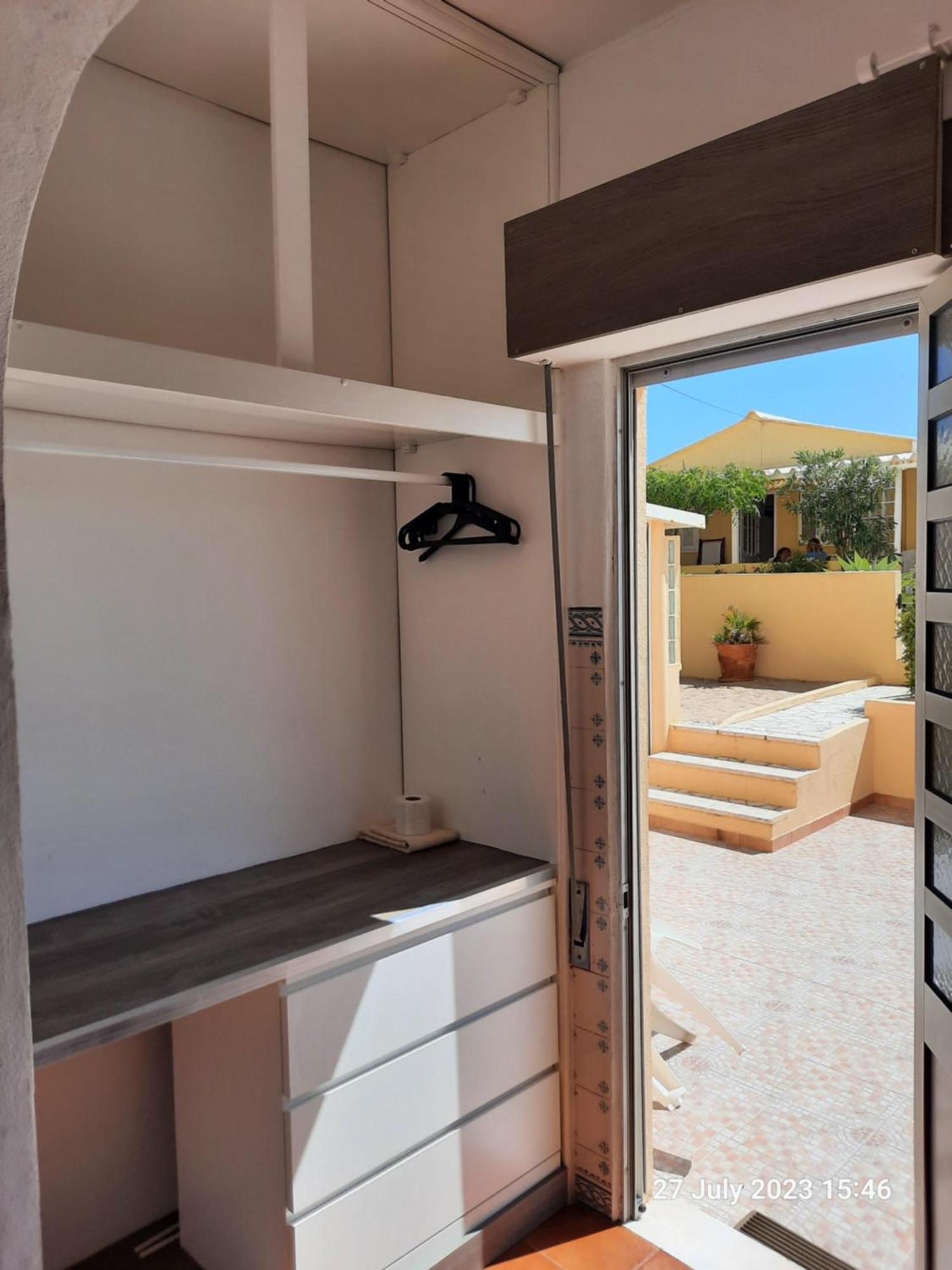 Blife Faro Beach Hostel & Rooms ภายนอก รูปภาพ