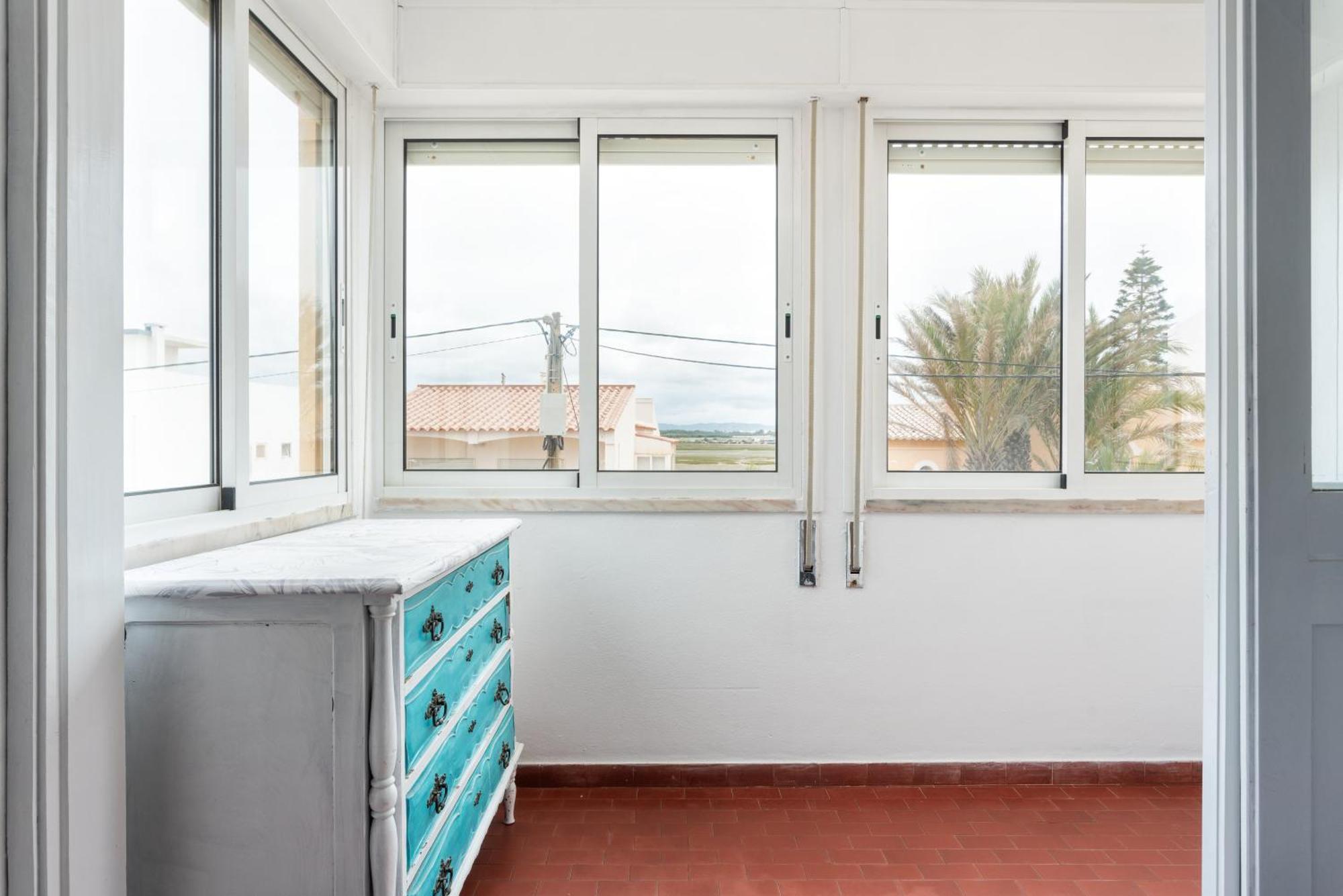 Blife Faro Beach Hostel & Rooms ภายนอก รูปภาพ