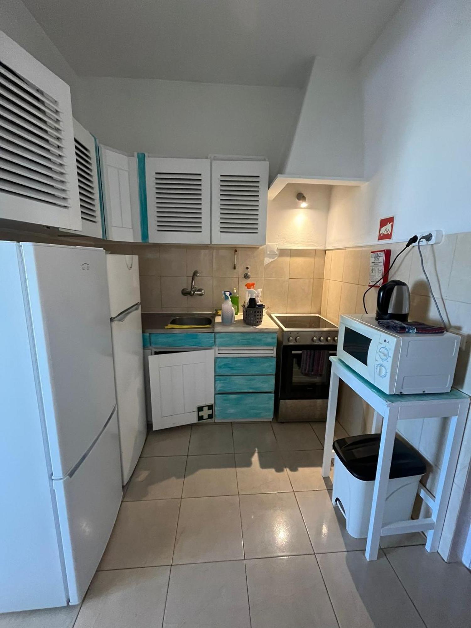 Blife Faro Beach Hostel & Rooms ภายนอก รูปภาพ