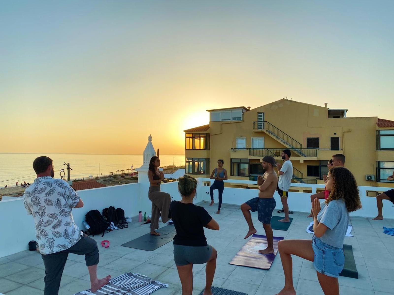 Blife Faro Beach Hostel & Rooms ภายนอก รูปภาพ