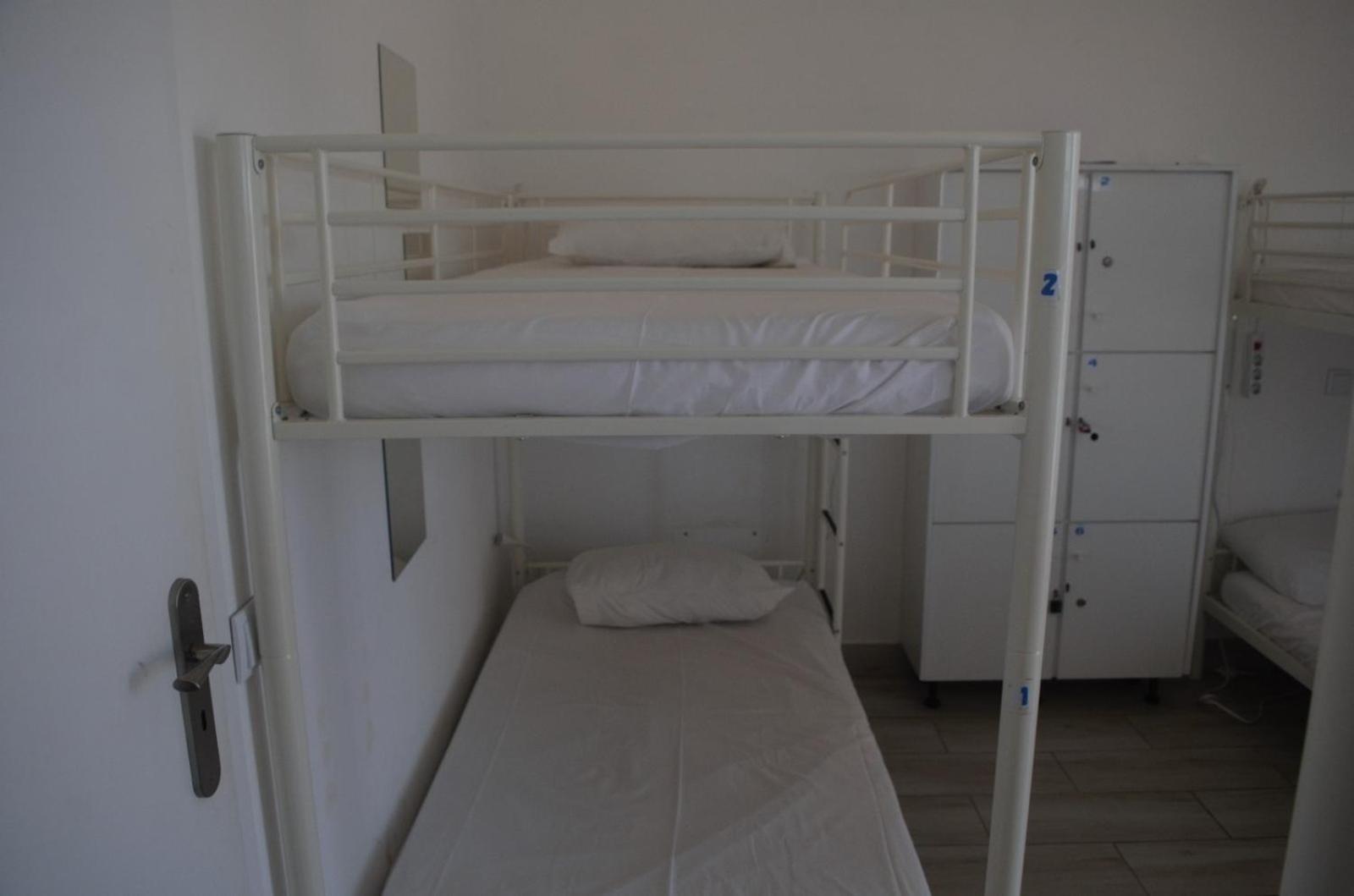Blife Faro Beach Hostel & Rooms ภายนอก รูปภาพ